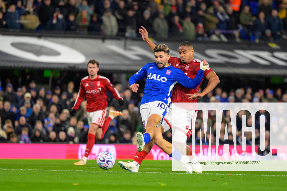 IPSWICH, ENGLAND OCTOBER 23 - Julio Enciso of Ipswich Town scores the team s first goal to make score 1-1 during the Premier League game between Ipswich Town and Nottingham Forest at Portman Road on October 23, 2026 in Ipswich, England. (Photo by Keeran Marquis Sports Press Photo)