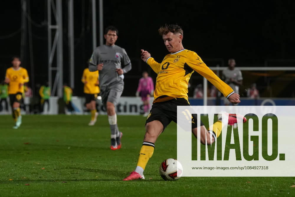 Saison 2026 2027 14. Spieltag Regionalliga West im Stadion Rote Erde, Dortmund, Germany. BV Borussia Dortmund U23 - Bonner SC. Arne Wessels (BVB)