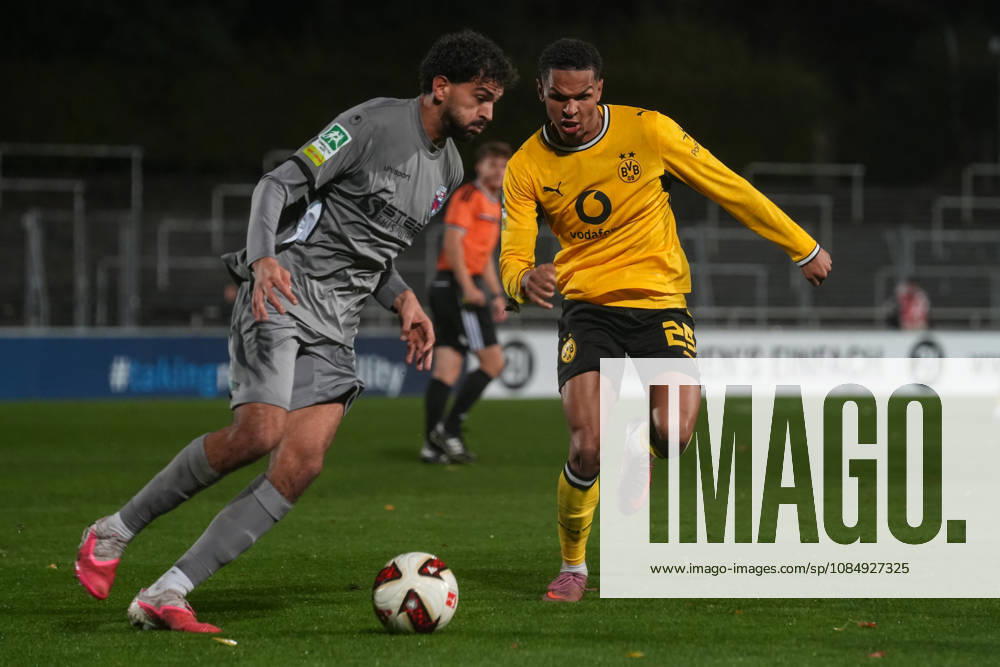 Saison 2026 2027 14. Spieltag Regionalliga West im Stadion Rote Erde, Dortmund, Germany. BV Borussia Dortmund U23 - Bonner SC. Kevin Mutove (BVB)