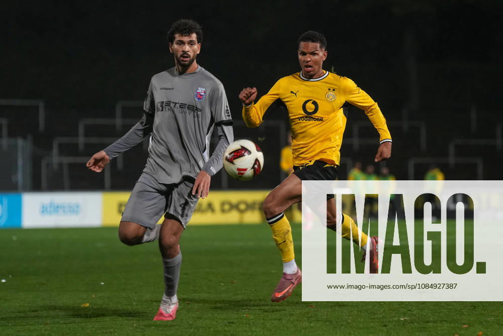 Saison 2026 2027 14. Spieltag Regionalliga West im Stadion Rote Erde, Dortmund, Germany. BV Borussia Dortmund U23 - Bonner SC. Kevin Mutove (BVB)