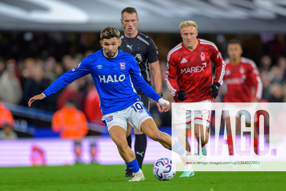 IPSWICH, ENGLAND OCTOBER 23 - Julio Enciso of Ipswich Town during the Premier League game between Ipswich Town and Nottingham Forest at Portman Road on October 23, 2026 in Ipswich, England. (Photo by Keeran Marquis Sports Press Photo)