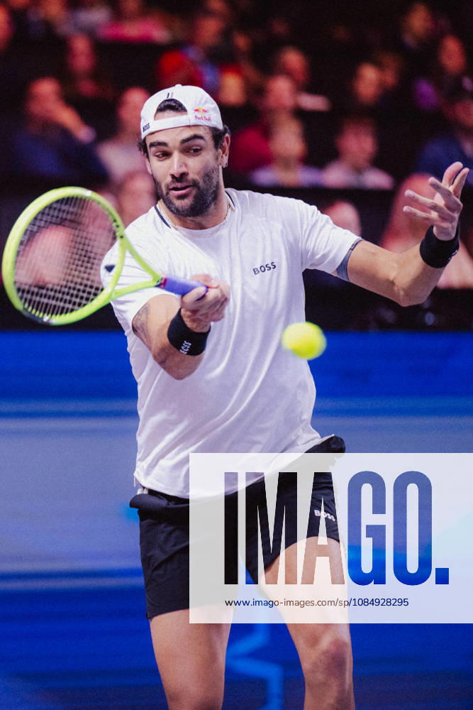 TENNIS - ATP, Tennis Herren Erste Bank Open VIENNA,AUSTRIA,23.OCT.26 - TENNIS - ATP Tour, Erste Bank Open, Red Bull BassLine. Image shows Matteo Berrettini (ITA). GEPAxpictures anderxSolc