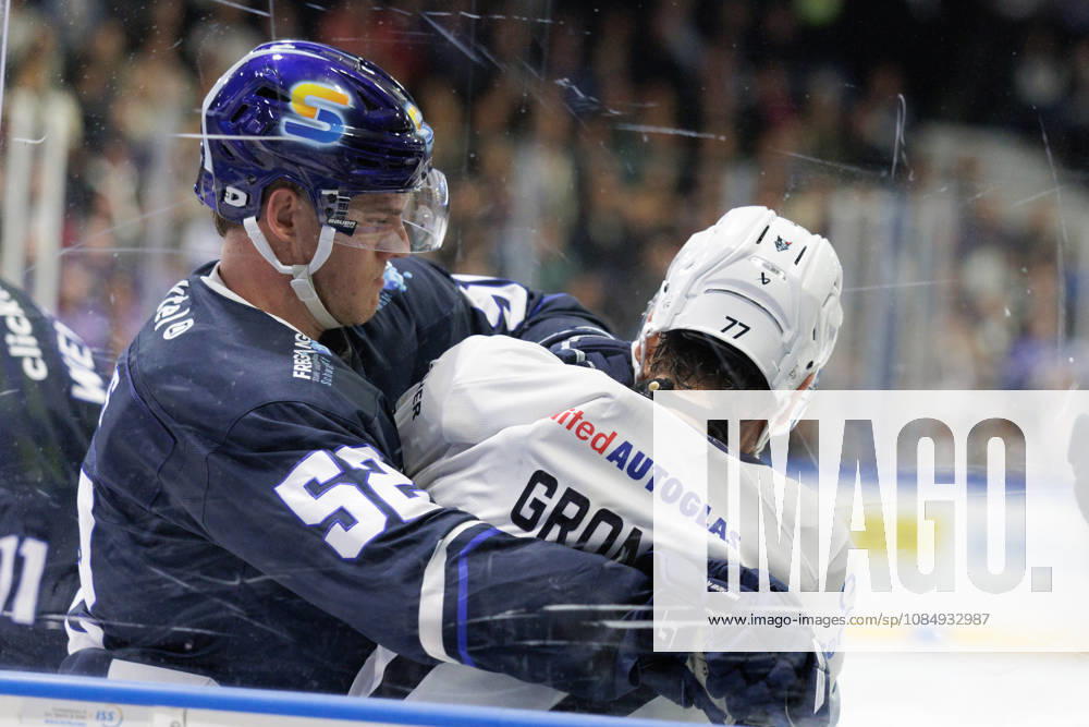 Ice hockey, Eishockey Men - DEL2 - EC Kassel Huskies vs Blue Devils Weiden Season 2026 2027 Johannes Huss (L) of EC Kassel Huskies fights against Tyler Gron (R) of Blue Devils Weiden during the DEL2 ice hockey match between EC Kassel Huskies and Blue Devils Weiden in Kassel, Germany, 23 October 2026. Kassel entered the match in second place in the standings, while Weiden were ranked 12th. Hesse