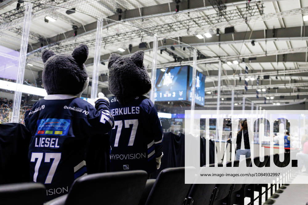 Ice hockey, Eishockey Men - DEL2 - EC Kassel Huskies vs Blue Devils Weiden Season 2026 2027 The new female mascot Liesel and the male mascot Herkules watch the game during the DEL2 ice hockey match between EC Kassel Huskies and Blue Devils Weiden in Kassel, Germany, 23 October 2026. Kassel entered the match in second place in the standings, while Weiden were ranked 12th. Hesse