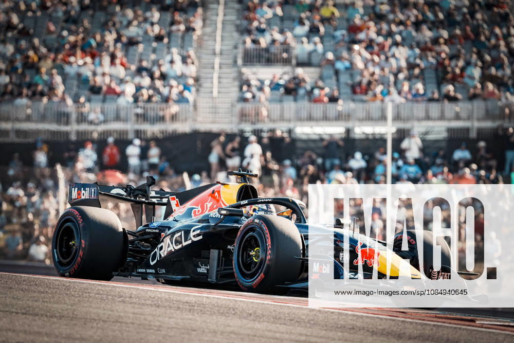 AUSTIN, UNITED STATES, OCT 23: Max Verstappen of the Netherlands driving the Oracle Red Bull Racing RB22 Red Bull Ford Powertrains on track during practice ahead of the F1 Grand Prix of United States at Circuit of The Americas on October 23, 2026 in Austin, Texas (photo by Richard Callis Sports Press Photo)