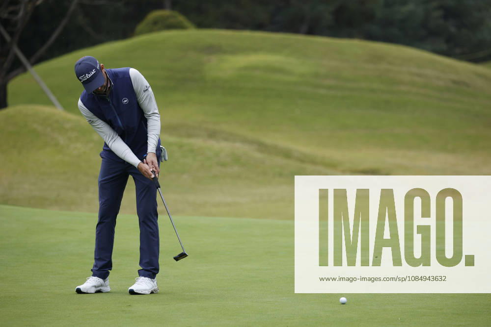 Oct 24, 2026-Cheonan, South Korea-Scott JAMIESON of Scotland action on 17th green during a DP World Tour Genesis Championship at Woo Jeong hills CC in Cheonan, South Korea. Cheonan SOUTH KOREA - ZUMAr168 20261024_aap_r168_034