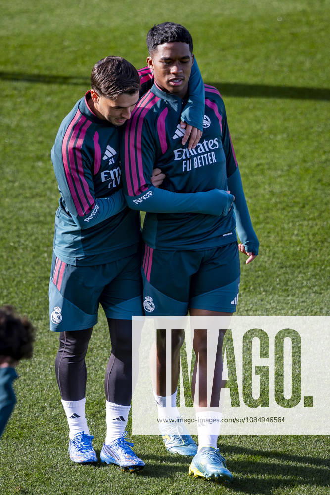 Real Madrid Training Session and press conference, PK, Pressekonferenz Players of Real Madrid CF (from L to R) Brahim Diaz, Endrick are seen during the training session ahead of the LaLiga EA Sports match against FC Barcelona, Barca at Ciudad Real Madrid on October 24, 2026 in Valdebebas, Spain. Valdebebas Ciudad Real Madrid Madrid Spain
