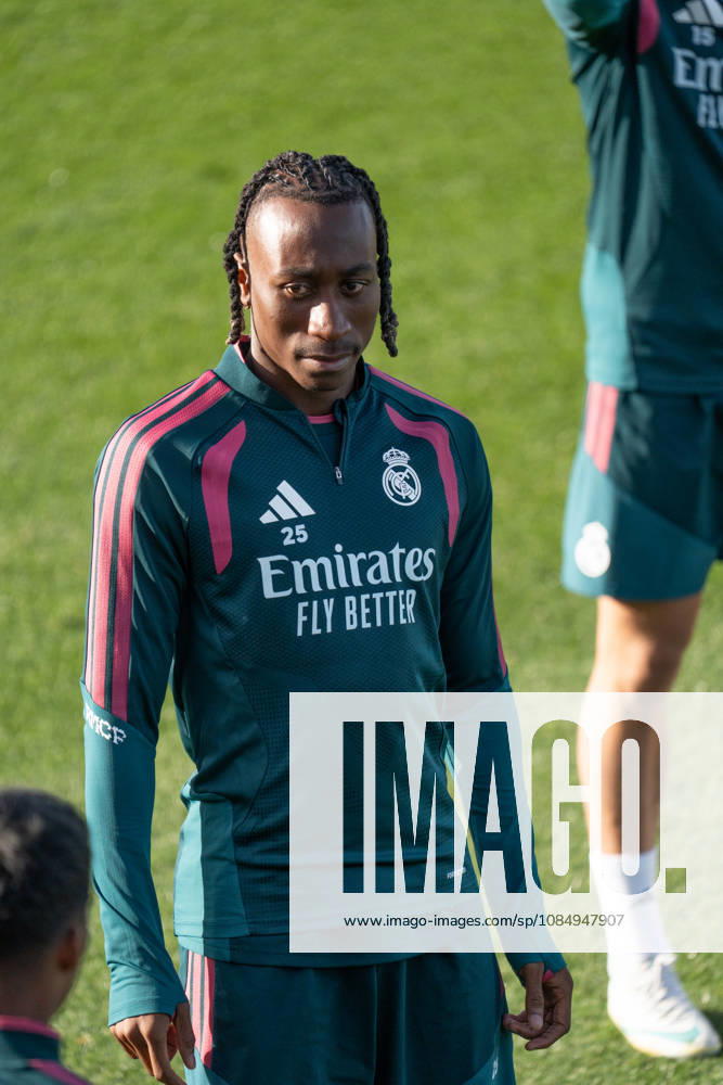 ESP: Real Madrid Training day Yan Diomande of Real Madrid during the training day of Real Madrid ahead the Spanish League, LaLiga EA Sports, football match against FC Barcelona, Barca at Ciudad Deportiva Real Madrid in Valdebebas, Madrid on October 24, 2026, Spain Madrid Spain