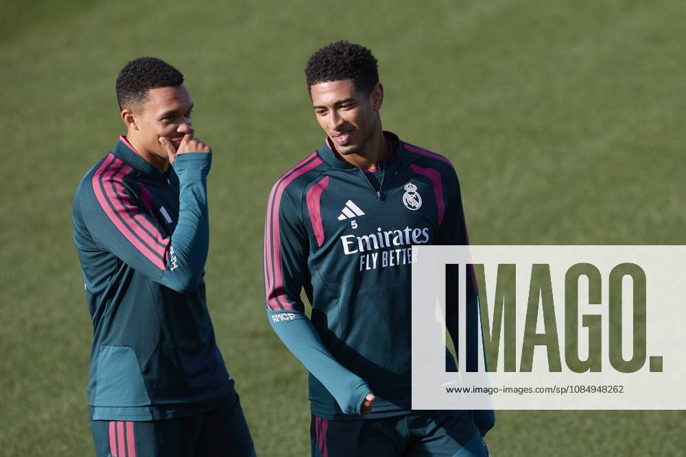 (From L to R) Trent Alexander-Arnold and Jude Bellingham (Real Madrid CF) are seen in action during a training session on the eve of the LaLiga EA SPORTS 2026 2027 match between FC Barcelona, Barca and Real Madrid CF..Real Madrid CF is holding its final training session ahead of its tenth LaLiga game. Madrid Spain - ZUMAs197 20261024_aaa_s197_037