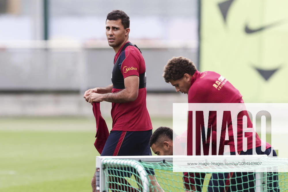 Rodri during the training day of FC Barcelona, Barca ahead the Spanish League, Laliga EA Sports, football match against Real Madrid CF at Ciudad Esportiva Joan Gamper on October 24, 2026 in Sant Joan Despi, Barcelona, Spain. Sant Joan Despi Spain - ZUMAa181 20261024_zaa_a181_002
