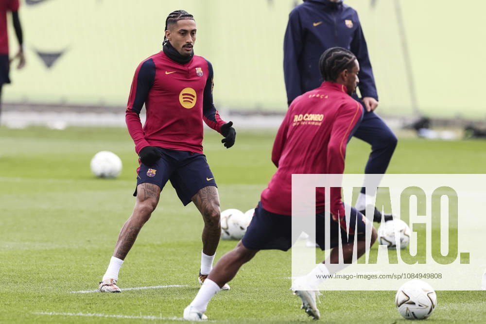 Raphinha during the training day of FC Barcelona, Barca ahead the Spanish League, Laliga EA Sports, football match against Real Madrid CF at Ciudad Esportiva Joan Gamper on October 24, 2026 in Sant Joan Despi, Barcelona, Spain. Sant Joan Despi Spain - ZUMAa181 20261024_zaa_a181_003