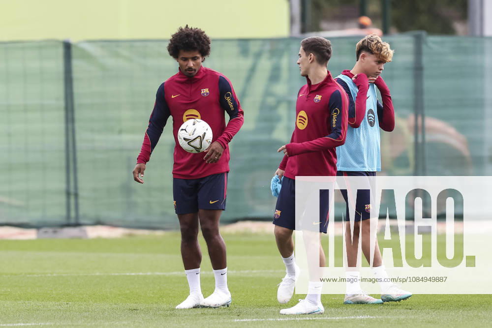 Karim Adeyemi and Gavi of FC Barcelona, Barca during the training day of FC Barcelona ahead the Spanish League, Laliga EA Sports, football match against Real Madrid CF at Ciudad Esportiva Joan Gamper on October 24, 2026 in Sant Joan Despi, Barcelona, Spain. Sant Joan Despi Spain - ZUMAa181 20261024_zaa_a181_010