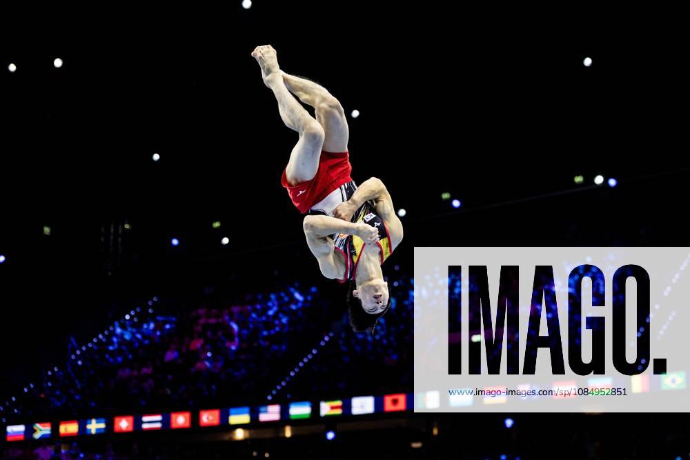ROTTERDAM - Ryosuke Doi (JPN) in action during the floor apparatus final at the World Gymnastics Championships in Rotterdam Ahoy. IRIS VAN DEN BROEK ANP ANPxSportx IVx 573461359 originalFilename: 573461359