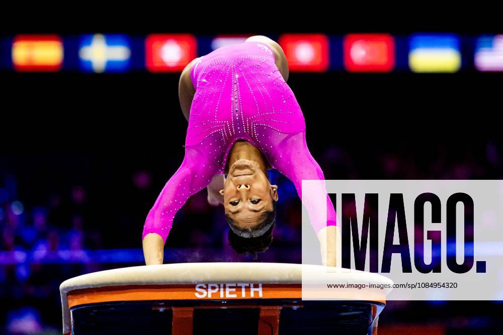 ROTTERDAM - Skye Blakely (USA) during the uneven bars apparatus final at the World Gymnastics Championships in Rotterdam Ahoy. IRIS VAN DEN BROEK ANP ANPxSportx IVx 573463970 originalFilename: 573463970