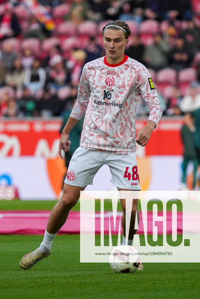 Kacper Potulski (1. FSV Mainz 05) - 24.10.2026 1. FSV Mainz 05 vs.Werder Bremen, MEWA Arena, Bundesliga 7. Spieltag