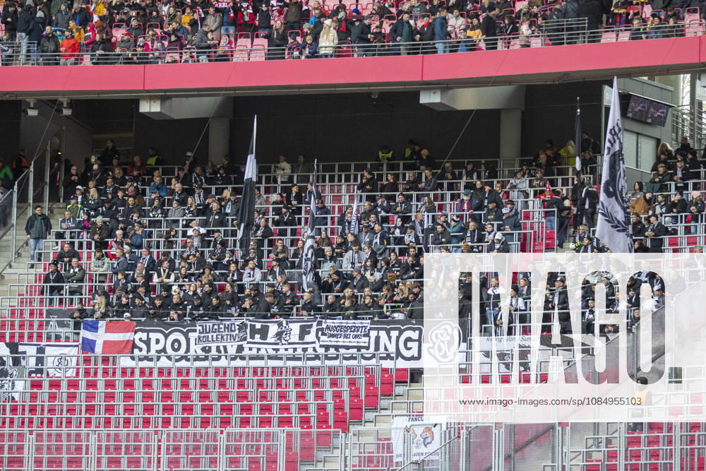 GER, Leipzig, Fussball, Bundesliga, 7. Spieltag, RB Leipzig vs. SV Elversberg im Bild v.l.: Elversberg Gaesteblock 24.10.2026, Red-Bull Arena Leipzig DFL DFB REGULATIONS PROHIBIT ANY USE OF PHOTOGRAPHS AS IMAGE SEQUENCES AND OR QUASI-VIDEO,