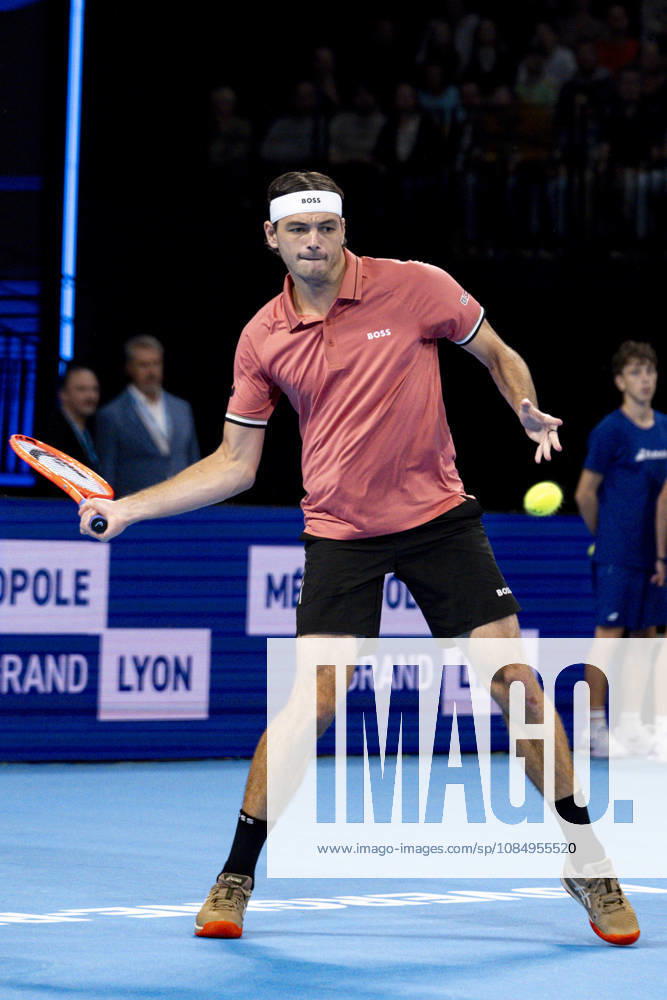 TENNIS : ATP, Tennis Herren 250 - Grand Prix Tennis AURA - Decines (France) 24 10 2026 Tommy PAUL (USA) vs Taylor FRITZ (USA) in the semifinals of the tennis Grand Prix Auvergne Rhône-Alpes at the LDLC Arena in Décines on October 24, 2026. Photo Sandrine Thesillat PsNewZ