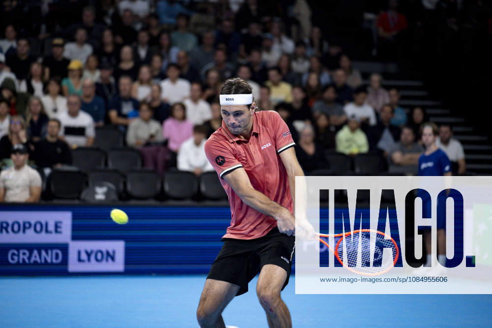 TENNIS : ATP, Tennis Herren 250 - Grand Prix Tennis AURA - Decines (France) 24 10 2026 Tommy PAUL (USA) vs Taylor FRITZ (USA) in the semifinals of the tennis Grand Prix Auvergne Rhône-Alpes at the LDLC Arena in Décines on October 24, 2026. Photo Sandrine Thesillat PsNewZ