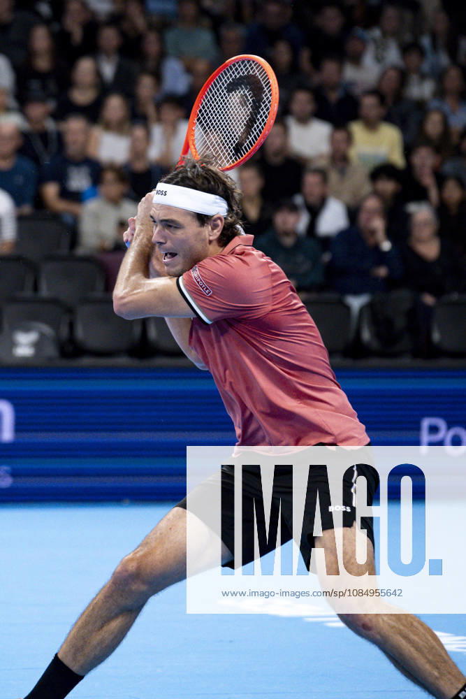 TENNIS : ATP, Tennis Herren 250 - Grand Prix Tennis AURA - Decines (France) 24 10 2026 Tommy PAUL (USA) vs Taylor FRITZ (USA) in the semifinals of the tennis Grand Prix Auvergne Rhône-Alpes at the LDLC Arena in Décines on October 24, 2026. Photo Sandrine Thesillat PsNewZ