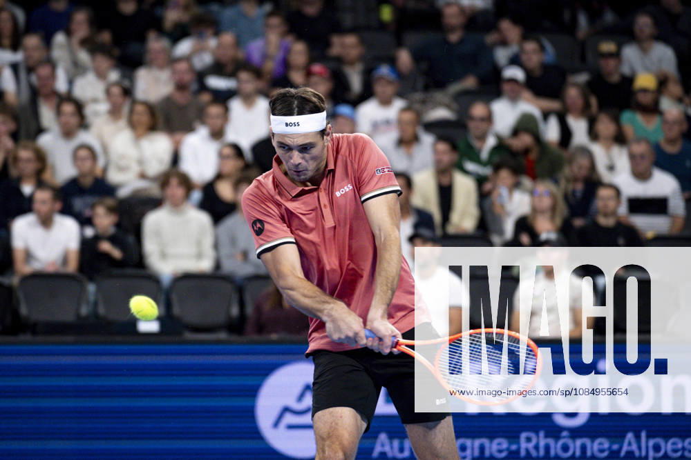 TENNIS : ATP, Tennis Herren 250 - Grand Prix Tennis AURA - Decines (France) 24 10 2026 Tommy PAUL (USA) vs Taylor FRITZ (USA) in the semifinals of the tennis Grand Prix Auvergne Rhône-Alpes at the LDLC Arena in Décines on October 24, 2026. Photo Sandrine Thesillat PsNewZ