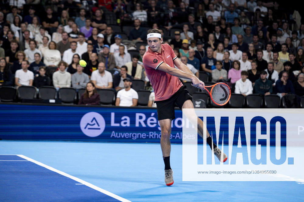TENNIS : ATP, Tennis Herren 250 - Grand Prix Tennis AURA - Decines (France) 24 10 2026 Tommy PAUL (USA) vs Taylor FRITZ (USA) in the semifinals of the tennis Grand Prix Auvergne Rhône-Alpes at the LDLC Arena in Décines on October 24, 2026. Photo Sandrine Thesillat PsNewZ