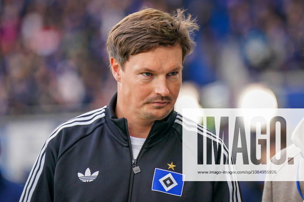 Deutschland: Fussball Bundesliga 2026 - 2027, 7. Spieltag - SC Paderborn vs Hamburger SV - Home-Deluxe-Arena (Paderborn): Merlin Polzin (Trainer, Hamburger SV) Mimik, Gesichtsausdruck, Emotion