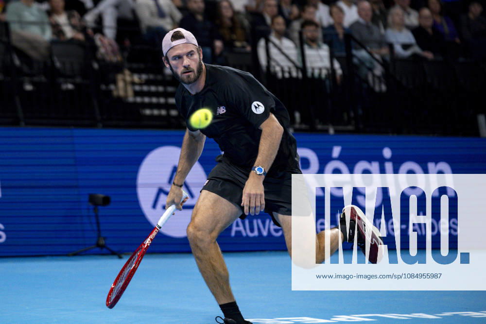 TENNIS : ATP, Tennis Herren 250 - Grand Prix Tennis AURA - Decines (France) 24 10 2026 Tommy PAUL (USA) vs Taylor FRITZ (USA) in the semifinals of the tennis Grand Prix Auvergne Rhône-Alpes at the LDLC Arena in Décines on October 24, 2026. Photo Sandrine Thesillat PsNewZ