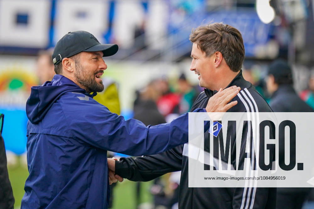 Deutschland: Fussball Bundesliga 2026 - 2027, 7. Spieltag - SC Paderborn vs Hamburger SV - Home-Deluxe-Arena (Paderborn): Ralf Kettemann (Paderborn Trainer) und Merlin Polzin (Trainer, Hamburger SV)