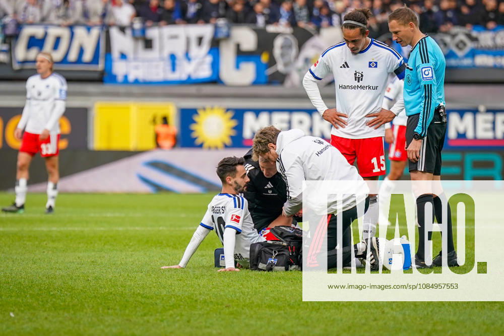 Deutschland: Fussball Bundesliga 2026 - 2027, 7. Spieltag - SC Paderborn vs Hamburger SV - Home-Deluxe-Arena (Paderborn): Fabio Vieira (Hamburger SV, 20) muss verletzt vom Platz