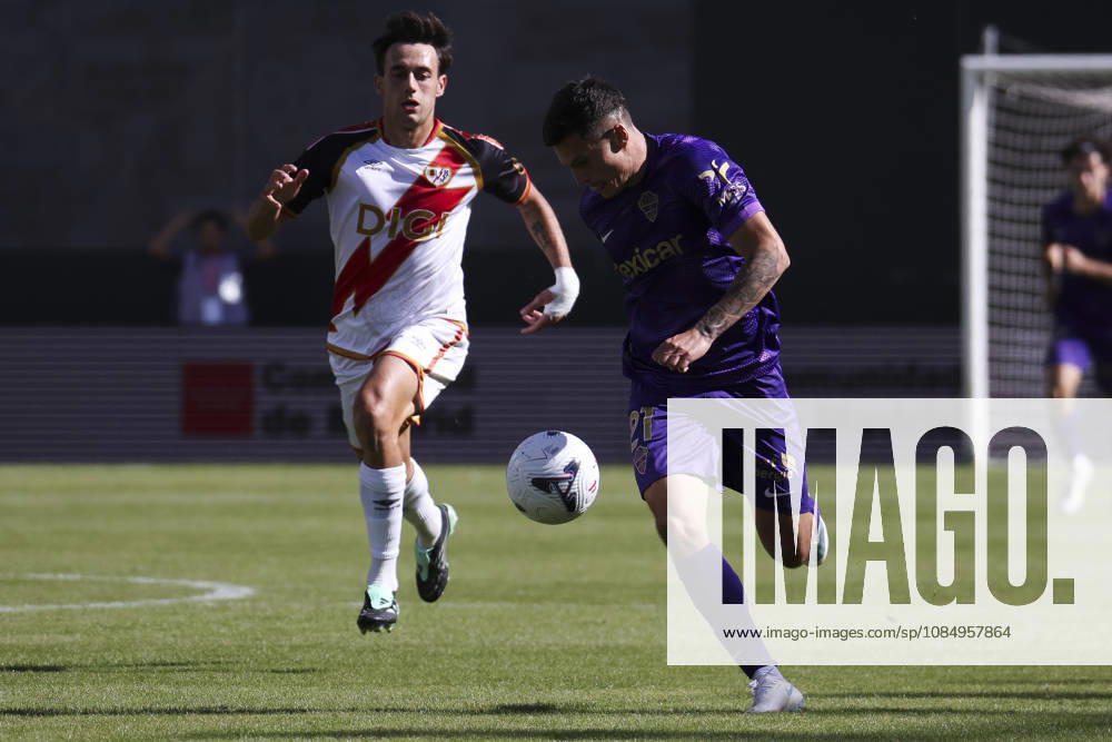 Rayo Vallecano v Espanyol - La Liga EA Sports 2026 27 October 24, 2026, Vallecas Stadium, Madrid, Spain: Lucas Cepeda of Elche runs for the ball against Pedro Diaz during La Liga EA Sports match between Rayo Vallecano and Elche CF at Vallecas Stadium on October 24, 2026 in Madrid, Spain. Madrid Vallecas Stadium Madrid Spain