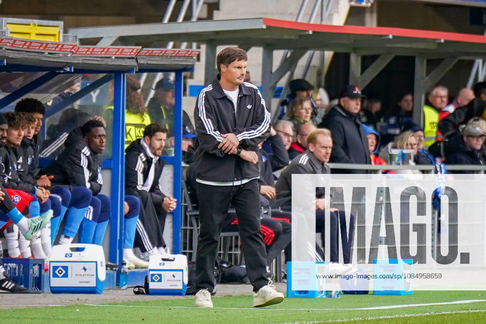 Deutschland: Fussball Bundesliga 2026 - 2027, 7. Spieltag - SC Paderborn vs Hamburger SV - Home-Deluxe-Arena (Paderborn): Merlin Polzin (Trainer, Hamburger SV)