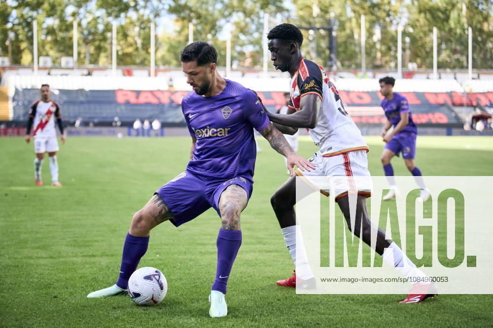 Tete Morente of Elche CF and Gnangoro Bouare of Rayo Vallecano in action during the Spanish League, LaLiga EA Sports, football match played between Rayo Vallecano and Elche CF at Vallecas stadium on October 24, 2026, in Madrid, Spain. Rayo Vallecano V Elche CF - LaLiga EA Sports - ZUMAa181 20261024_zaa_a181_159