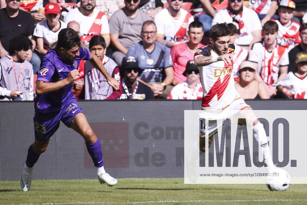 Rayo Vallecano v Espanyol - La Liga EA Sports 2026 27 October 24, 2026, Vallecas Stadium, Madrid, Spain: Heorhii Tsitaishvili of Rayo Vallecano runs for the ball with Federico Redondo of Elche during La Liga EA Sports match between Rayo Vallecano and Elche CF at Vallecas Stadium on October 24, 2026 in Madrid, Spain. Madrid Vallecas Stadium Madrid Spain