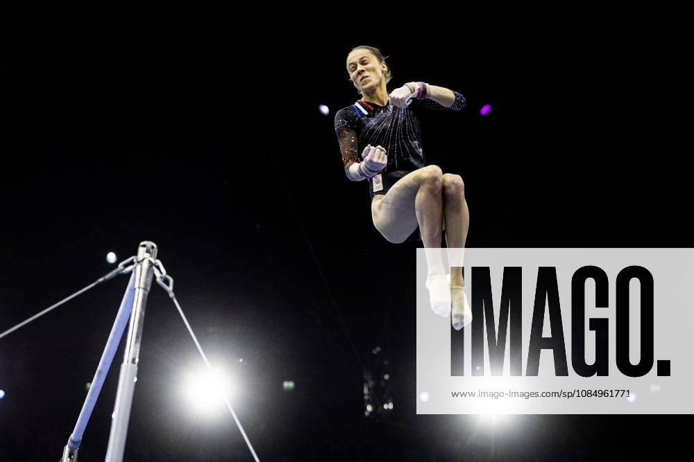 ROTTERDAM - Naomi Visser (NED) during the uneven bars apparatus final at the World Gymnastics Championships in Rotterdam Ahoy. IRIS VAN DEN BROEK ANP ANPxSportx IVx 573475517 originalFilename: 573475517