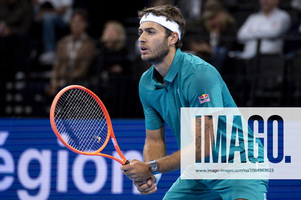 TENNIS : ATP, Tennis Herren 250 - Grand Prix Tennis AURA - Decines (France) 24 10 2026 Flavio COBOLLI (ITA) vs Lorenzo MUSETTI (ITA) in the semifinals of the tennis Grand Prix Auvergne Rhône-Alpes at the LDLC Arena in Décines on October 24, 2026. Photo Sandrine Thesillat PsNewZ