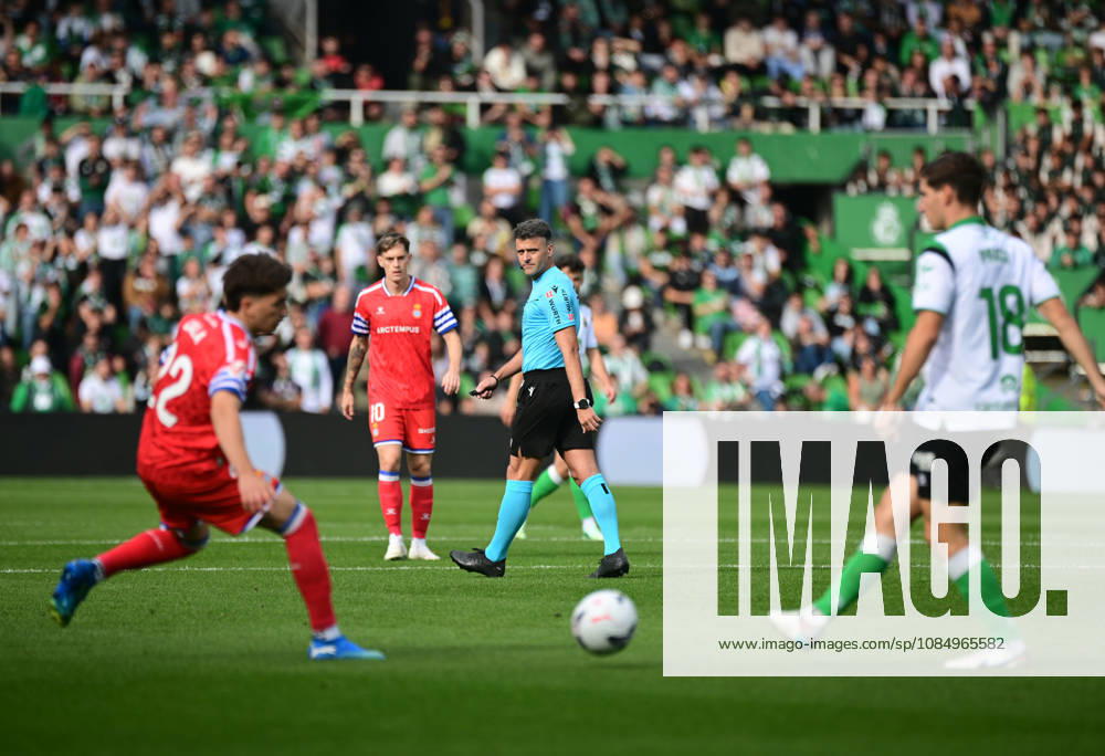 ESP: LaLiga EA Sports Racing Santander v RCD Espanyol Jesus Gil Manzano referee during LaLiga EA Sports between Racing Santander v RCD Espanyol played at Campos de de El Sardinero Stadium in Cantabria on October 24, 2026 in Spain Spain Futbol