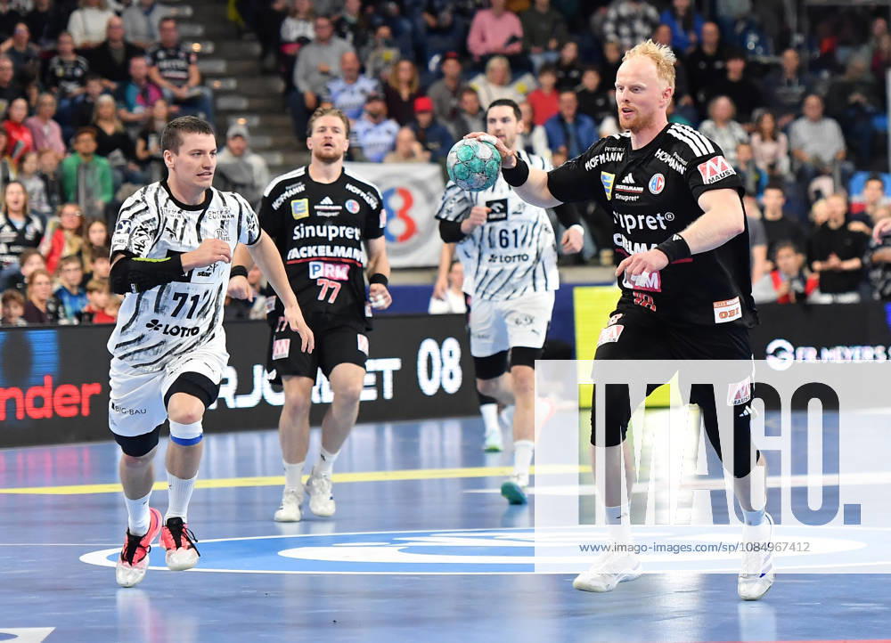 2 - Handball - 1. Bundesliga DAIKIN HBL - Saison 2026 2027 - 10. Spieltag: HC Erlangen Metropolregion Nürnberg HCE - THW Kiel - OGo - - Elias Ellefsen á Skipagøtu (71, THW Kiel) Sebastian Firnhaber (18, HC Erlangen HCE )^
