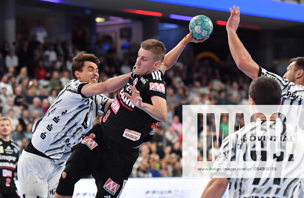 2 - Handball - 1. Bundesliga DAIKIN HBL - Saison 2026 2027 - 10. Spieltag: HC Erlangen Metropolregion Nürnberg HCE - THW Kiel - OGo - - Julian Köster (7, THW Kiel) Sander Andreassen Overjordet ( 8, HC Erlangen HCE )