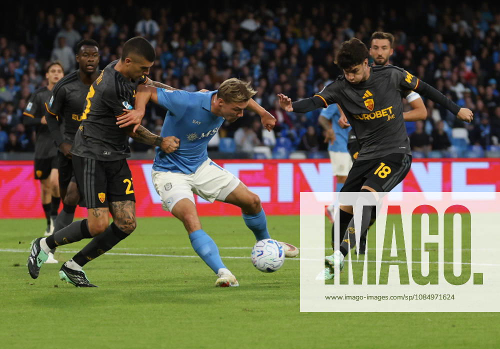 Rasmus Hojlund OF SSC Napoli during the football match on 24 10 2026â€part of the 2026 27 Italian Serie A championshipâ€held in Naples at the Stadio Diego Armando Maradona between SSC Napoli and AS Roma Napoli ITALIA - ZUMAs236 20261024_aap_s236_027
