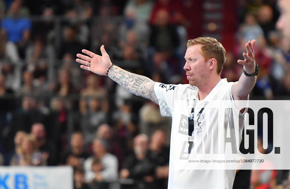 2 - Handball - 1. Bundesliga DAIKIN HBL - Saison 2026 2027 - 10. Spieltag: HC Erlangen Metropolregion Nürnberg HCE - THW Kiel - OGo - - Borge Lund (Trainer THW Kiel)