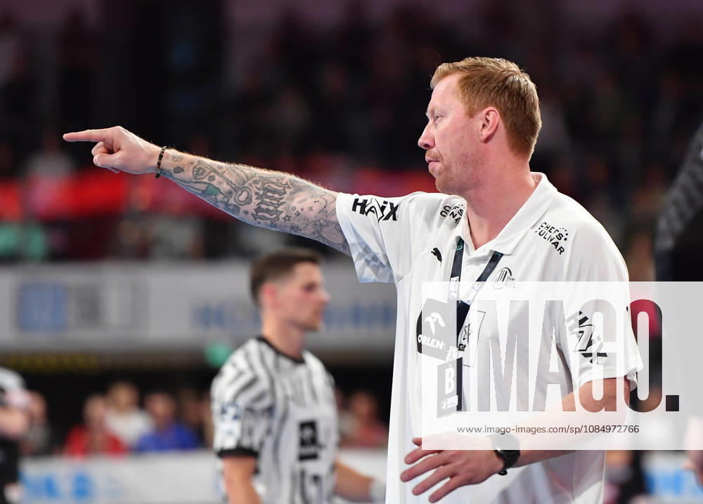 2 - Handball - 1. Bundesliga DAIKIN HBL - Saison 2026 2027 - 10. Spieltag: HC Erlangen Metropolregion Nürnberg HCE - THW Kiel - OGo - - Borge Lund (Trainer THW Kiel)