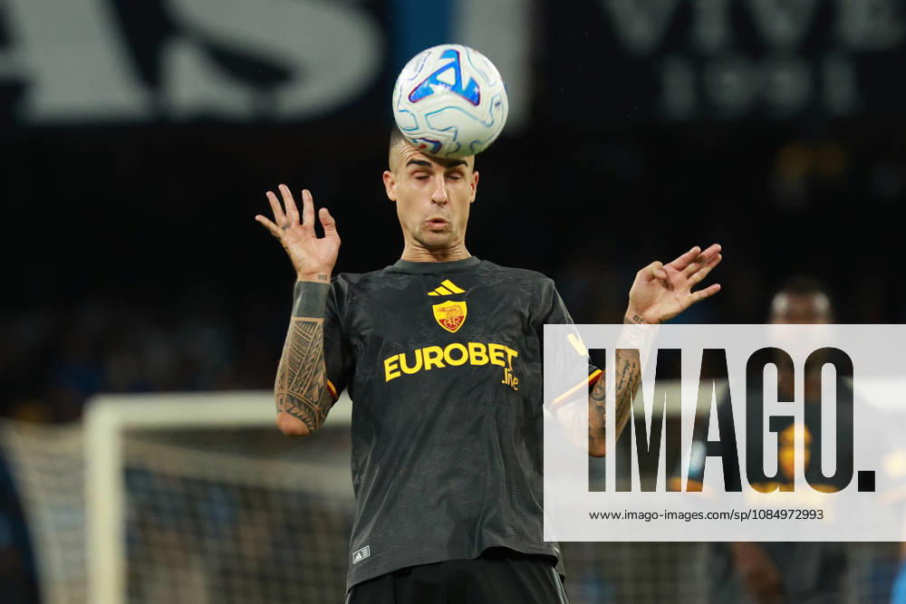 Roma’s Gianluca Mancini during the Serie A soccer match between Napoli and Roma at the Diego Armando Maradona Stadium in Naples, southern italy - Saturday , October 24, 2026. - Soccer .
