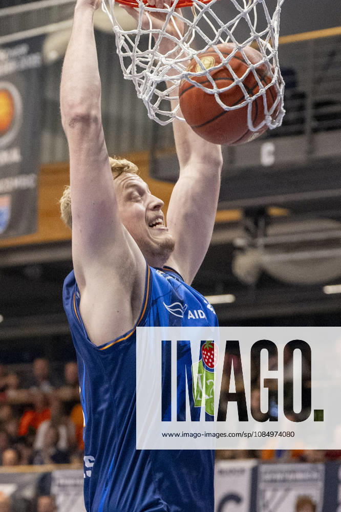 EasyCredit Basketball Bundesliga - 2026 2027 - Syntainics MBC vs. Rostock Seawolves Weissenfels, Deutschland 24.Oktober 2026: Im Bild:Bent Leuchten (Rostock) Weissenfels Stadthalle Weissenfels Sachsen-Anhalt Deutschland