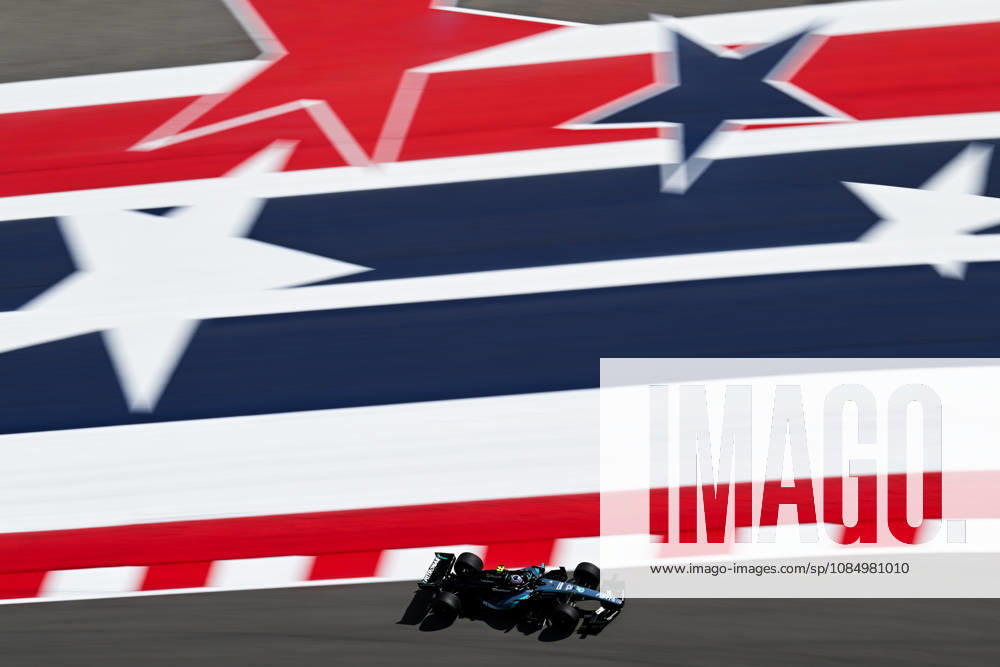 F1 - UNITED STATES GRAND PRIX 2026 12 KIMI ANTONELLI Andrea (ita), Mercedes AMG F1 Team W17, action during the 2026 Formula 1 United States Grand Prix, 18th round of the 2026 Formula One World Championship, WM, Weltmeisterschaft from October 23 to 25, 2026 on the Circuit of the America, in Austin, Texas, United States of America -