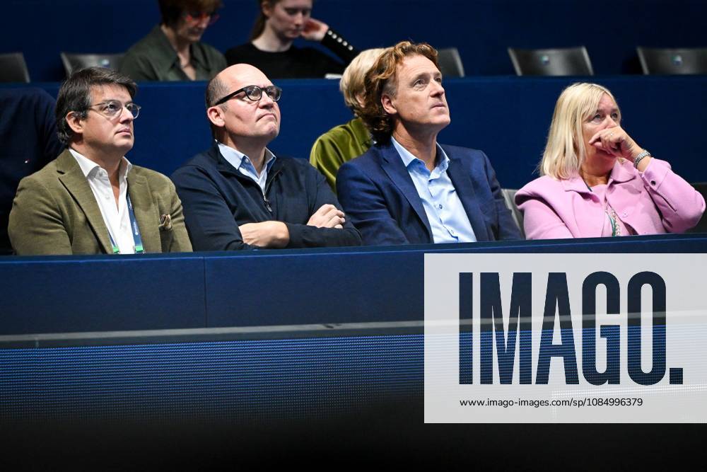 Brussels Mayor Philippe Close (2L) and organiser Dick Norman (2R) pictured during the semi final of the European Open ATP, Tennis Herren tennis tournament in Brussels, on Saturday 24 October 2026. This year s edition of the tournament is taking place from 17 to 25 October ELIASxROM x190904297x