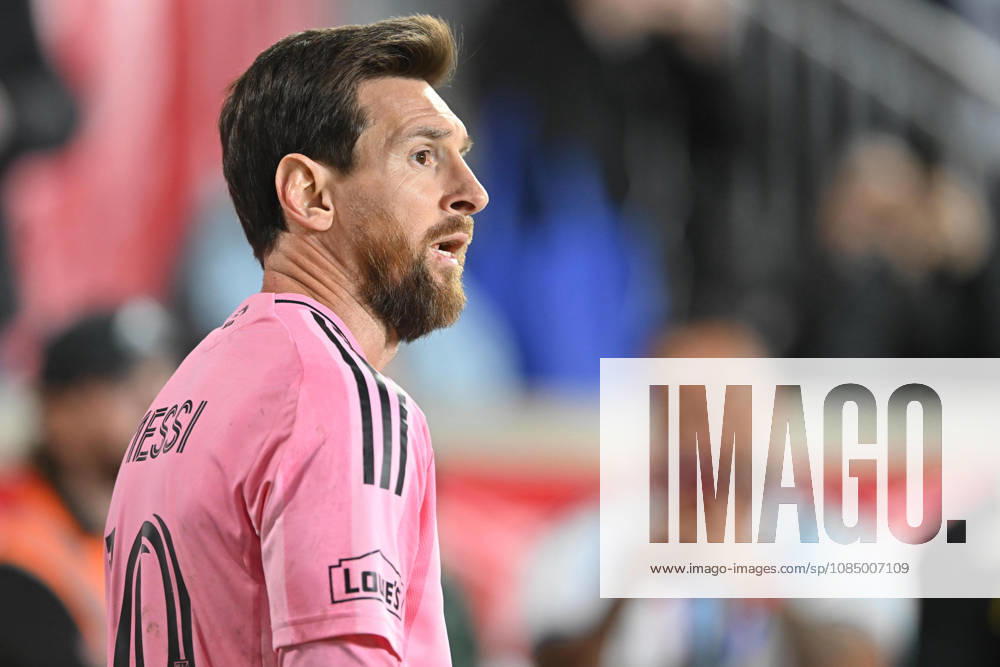 Harrison, New Jersey United States of America. 24 Oct, 2026. Inter Miami CF forward LIONEL MESSI (10) in action at Sports Illustrated Stadium New York Red Bulls defeat Inter Miami CF 2 to 0. Credit: , Jr. Zuma Press MLS, Fussball Herren, USA 2026: New York Red Bulls 2:0 Inter Miami CF - ZUMAa301 20261024_aaf_a301_024