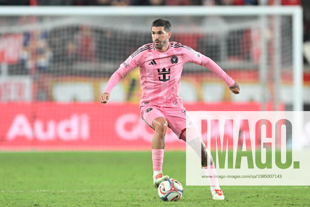 Harrison, New Jersey United States of America. 24 Oct, 2026. Inter Miami CF midfielder RODRIGO DE PAUL (7) in action at Sports Illustrated Stadium New York Red Bulls defeat Inter Miami CF 2 to 0. Credit: , Jr. Zuma Press Harrison United States of America - ZUMAa301 20261024_aaf_a301_034
