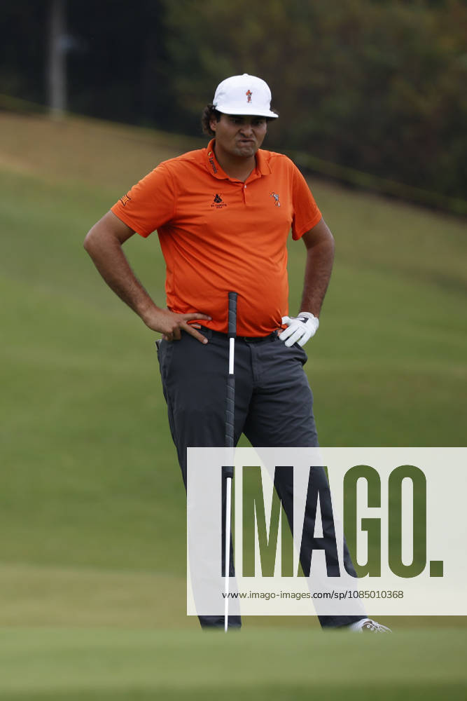 Oct 25, 2026-Cheonan, South Korea-Eugenio CHACARRA of Spain action on 9th Green during a DP World Tour Genesis Championship Final Round at Woo Jeong Hills CC in Cheonan, South Korea. Cheonan SOUTH KOREA - ZUMAr168 20261025_aap_r168_002