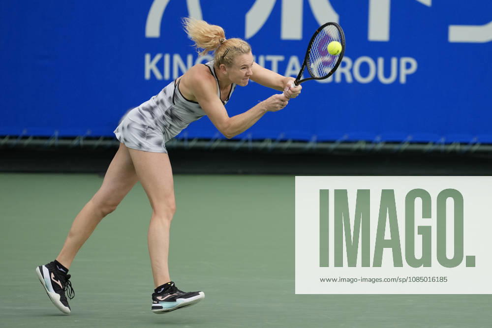WTA, Tennis Damen Kinoshita Group Japan Open - Day 7 Katerina Siniakova (CZE) plays during her Singles Final match against Ashlyn Krueger (USA) at the 2026 Kinoshita Group Japan Open Women s tennis tournament at Utsubo Tennis Center in Osaka, Japan, on October 25, 2026. Osaka Japan