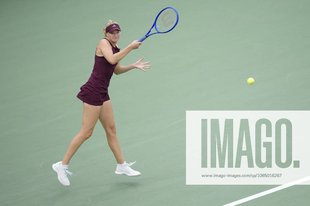 WTA, Tennis Damen Kinoshita Group Japan Open - Day 7 Ashlyn Krueger of the United States plays during her Singles Final match against Katerina Siniakova of the Czech Republic at the 2026 Kinoshita Group Japan Open Women s tennis tournament at Utsubo Tennis Center in Osaka, Japan, on October 25, 2026. Osaka Japan